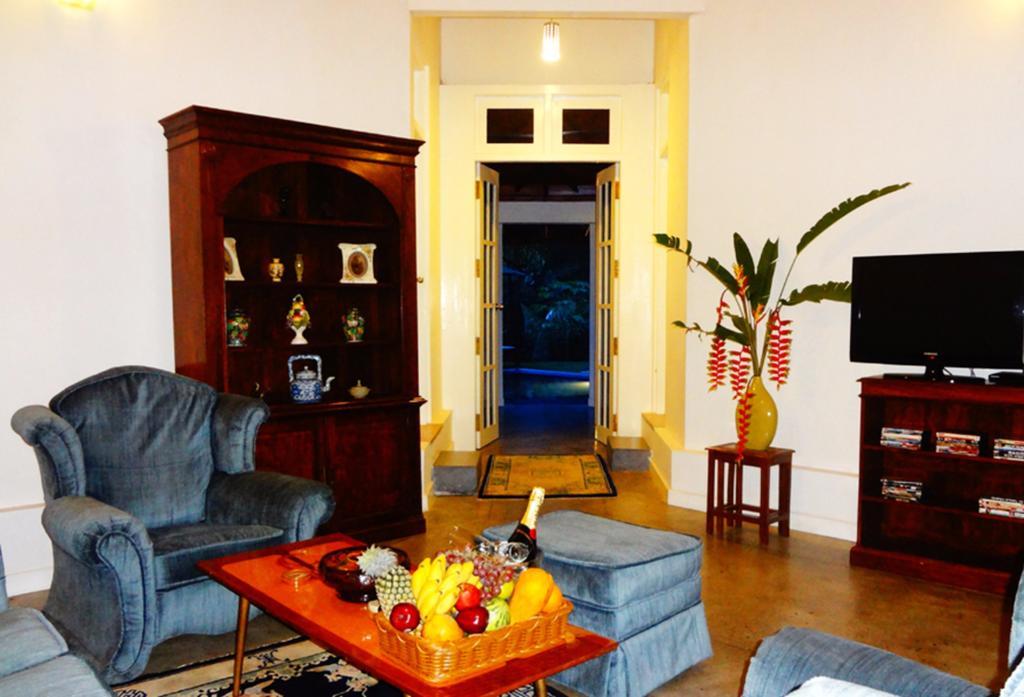 Brook Boutique Hotel Melsiripura Bagian luar foto